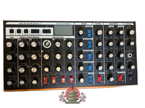 Analog Synthesizer Moog Voyager