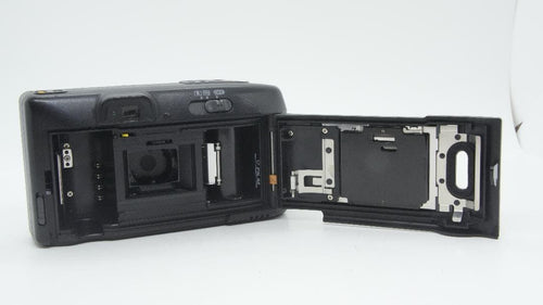 Compact Cameras (Film) F2032 Canon Autoboy Tele6 Date