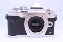 Olympus Mirrorless Interchangeable Lips 11,669 Om-D E-M10 Markiv (Silver)(