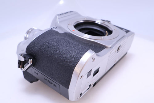 Olympus Mirrorless Interchangeable Lips 11,669 Om-D E-M10 Markiv (Silver)(