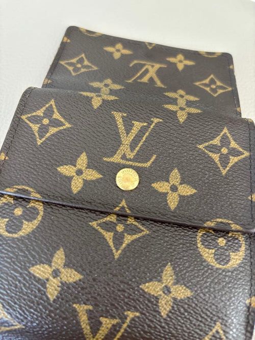 Louis Vuitton Bifold Wallets Luis 2