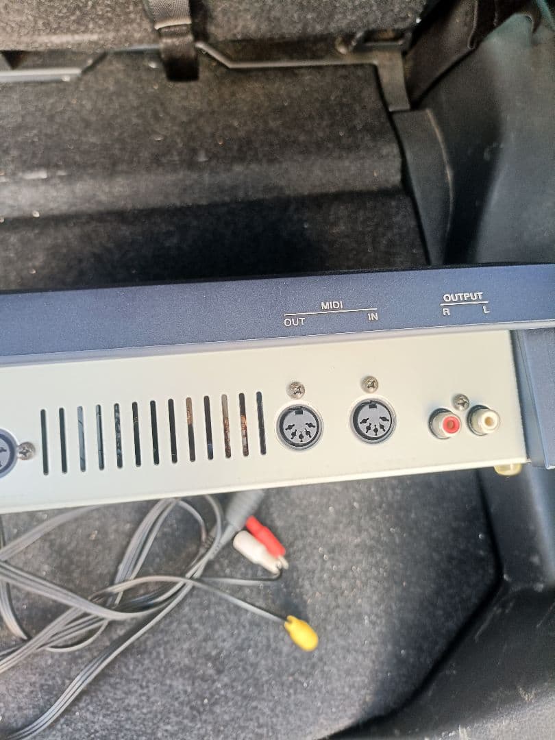 Multitrack Recorders Korg D8 Digital Recording Studio