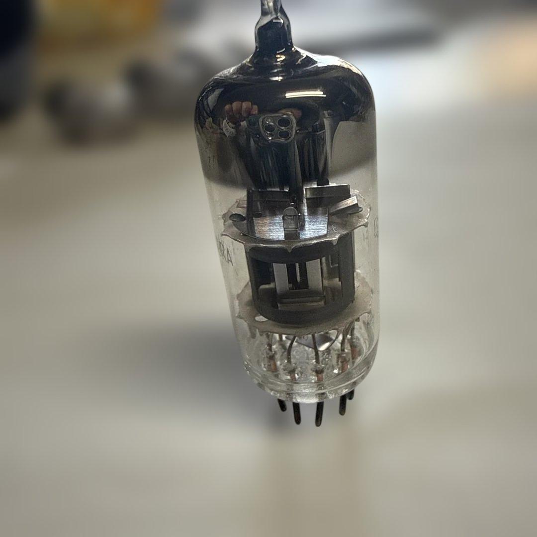 Toshiba Vacuum Tubes 5963 12Au7 Ecc82 6
