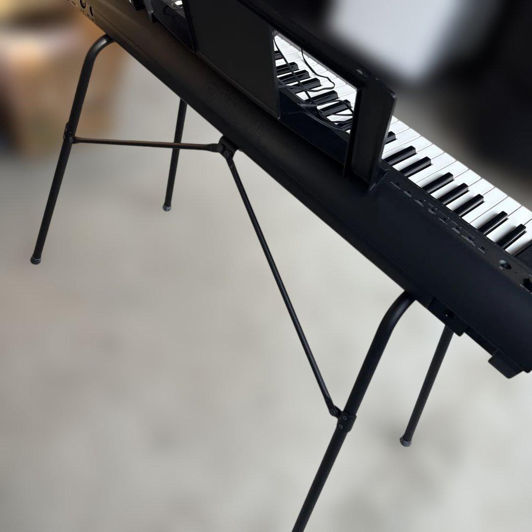 Yamaha Keyboards Digital Pianos Yamahaa Np-11 61 Ac