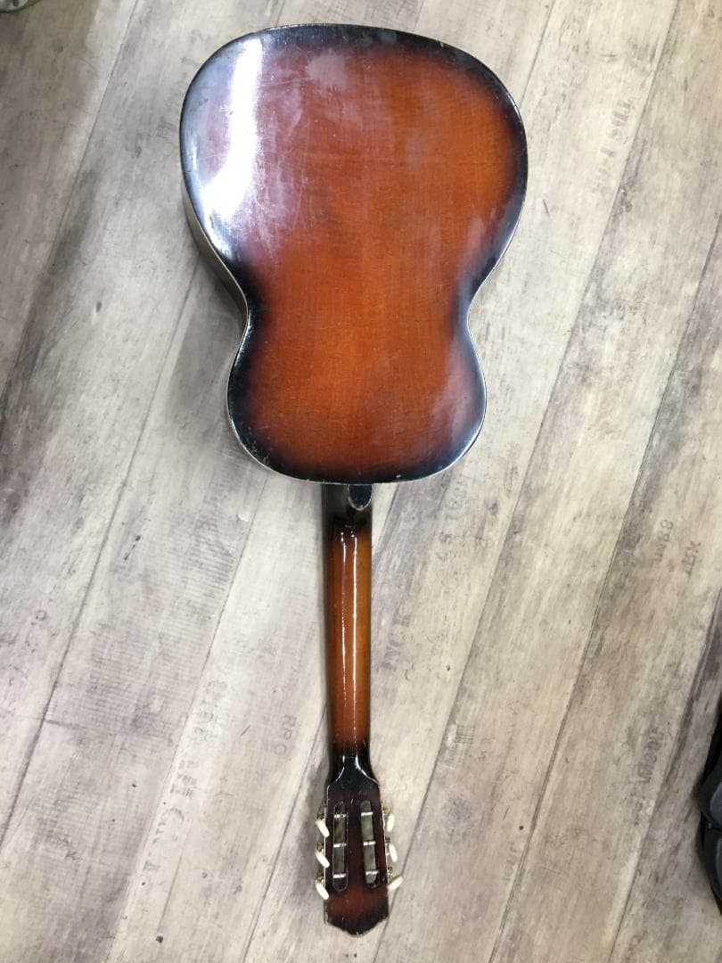 Yamaha Acoustic Guitar