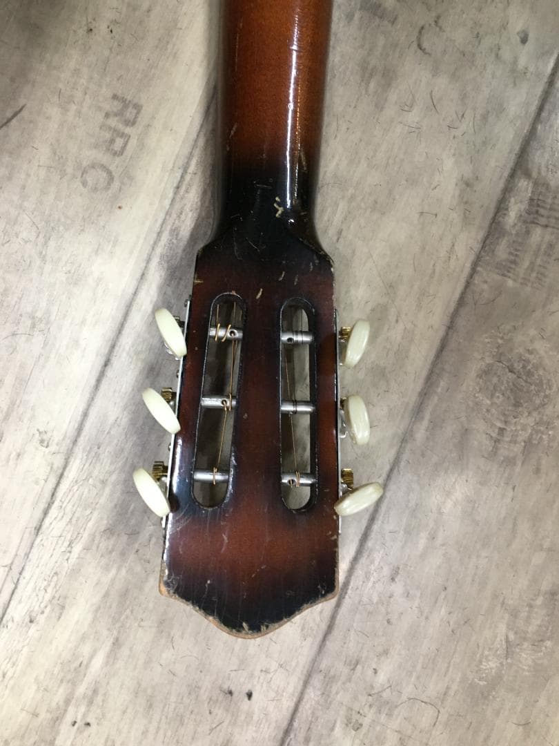 Yamaha Acoustic Guitar