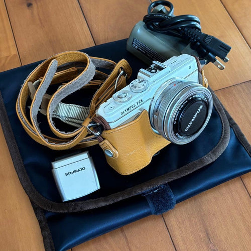 Olympus Mirrorless Interchangeable Lens Cameras Wi-Fi Pl7