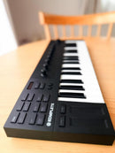 Yamaha Midi Keyboards Pads Komplete Kontrol M32 32