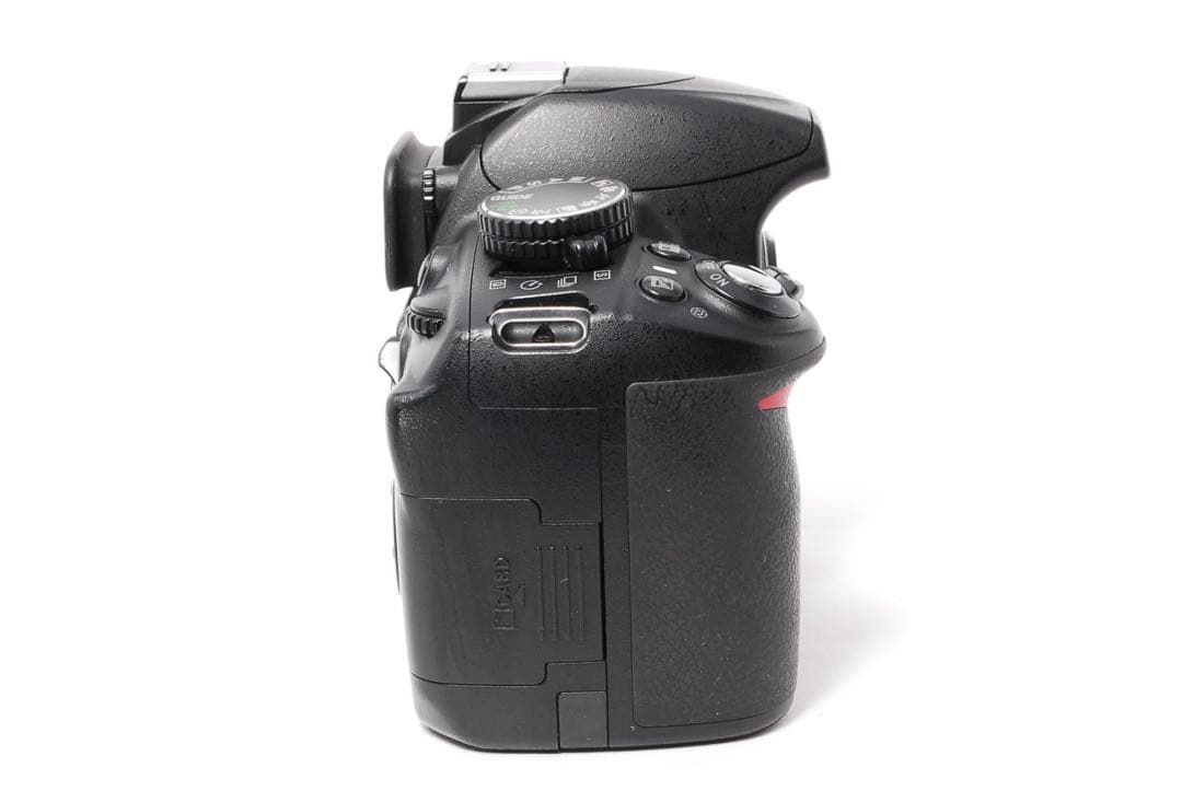 Nikon Digital Slr D3100 W