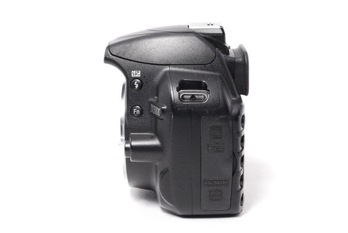 Nikon Digital Slr D3100 W