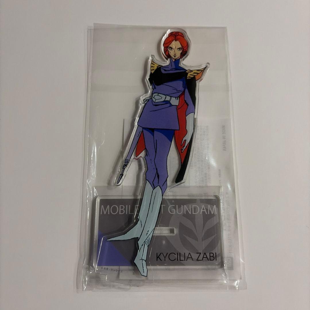 Acrylic Stands 5