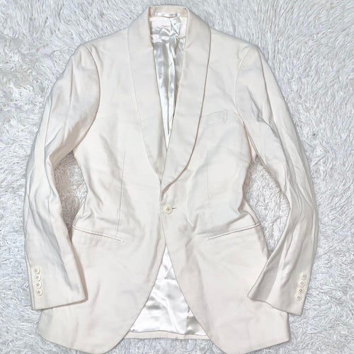 Tomorrowland Tuxedos M