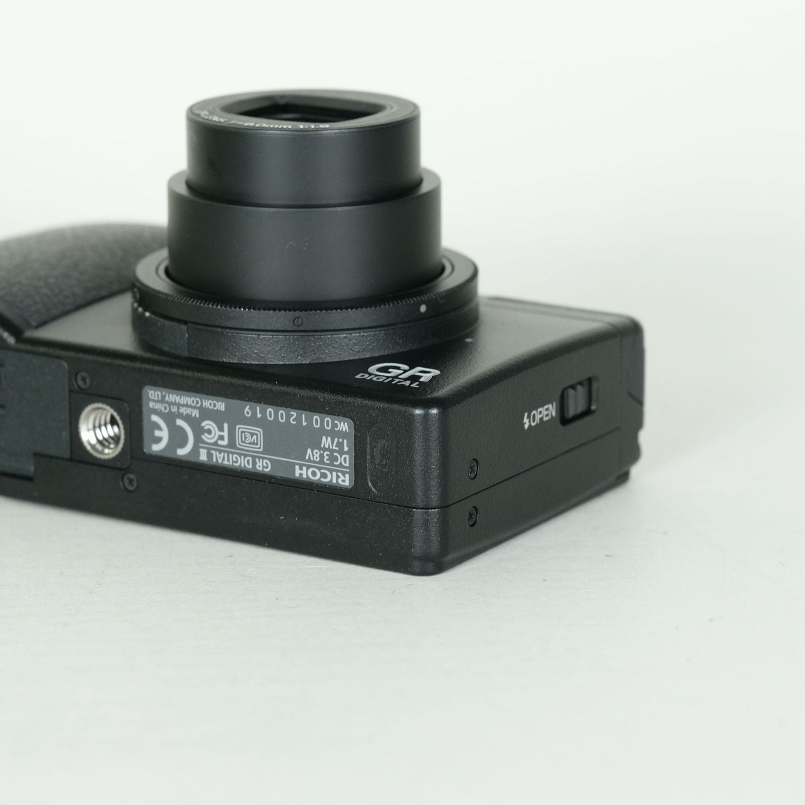 Ricoh Compact Digital Camera 1,522 Gr Iii