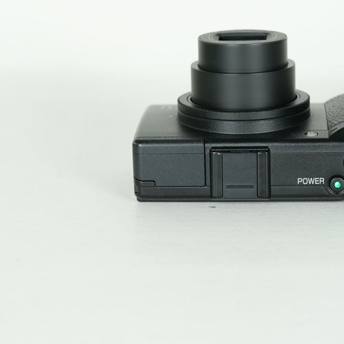 Ricoh Compact Digital Camera 1,522 Gr Iii