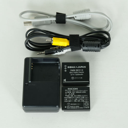 Ricoh Compact Digital Camera 1,522 Gr Iii