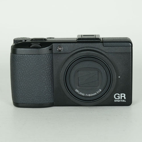 Ricoh Compact Digital Camera 1,522 Gr Iii
