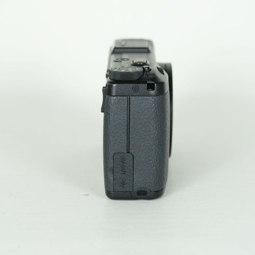 Ricoh Compact Digital Camera 1,522 Gr Iii