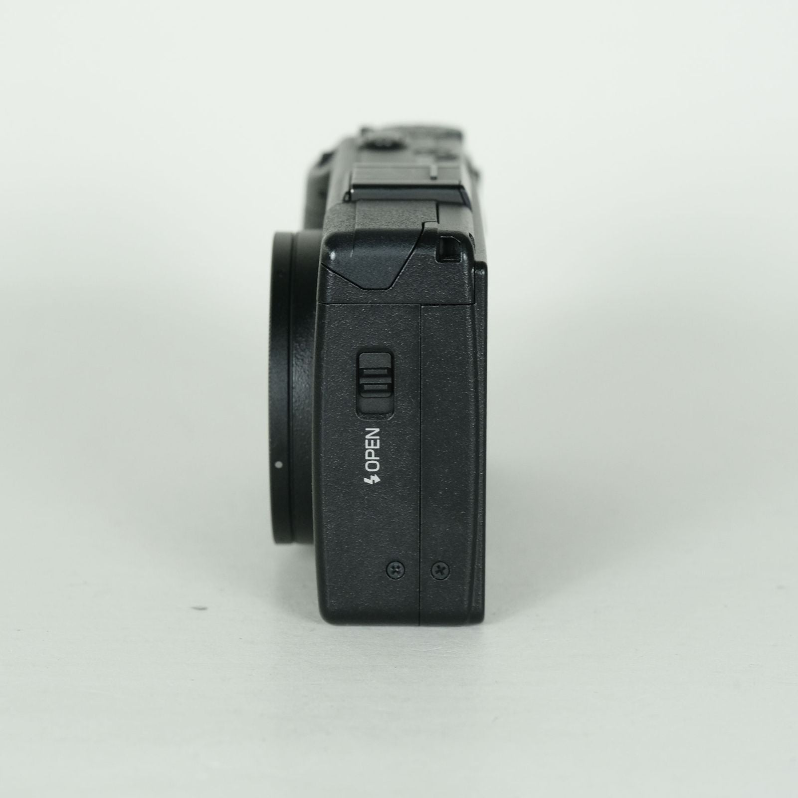 Ricoh Compact Digital Camera 1,522 Gr Iii