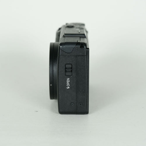 Ricoh Compact Digital Camera 1,522 Gr Iii