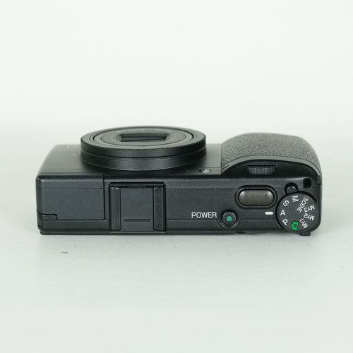 Ricoh Compact Digital Camera 1,522 Gr Iii