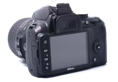 Nikon Digital Slrs D3000 Af-S18-55Mm