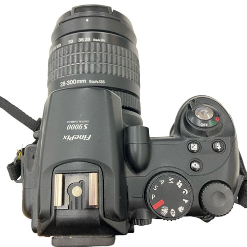 Fujifilm Digital Slr 186000 Finepix S9000