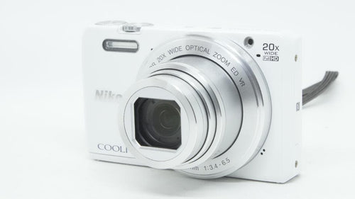 Compact Digital Camera D2136 Nikon Coolpix S7000