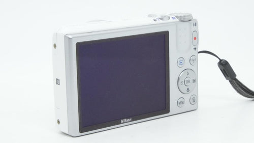 Compact Digital Camera D2136 Nikon Coolpix S7000