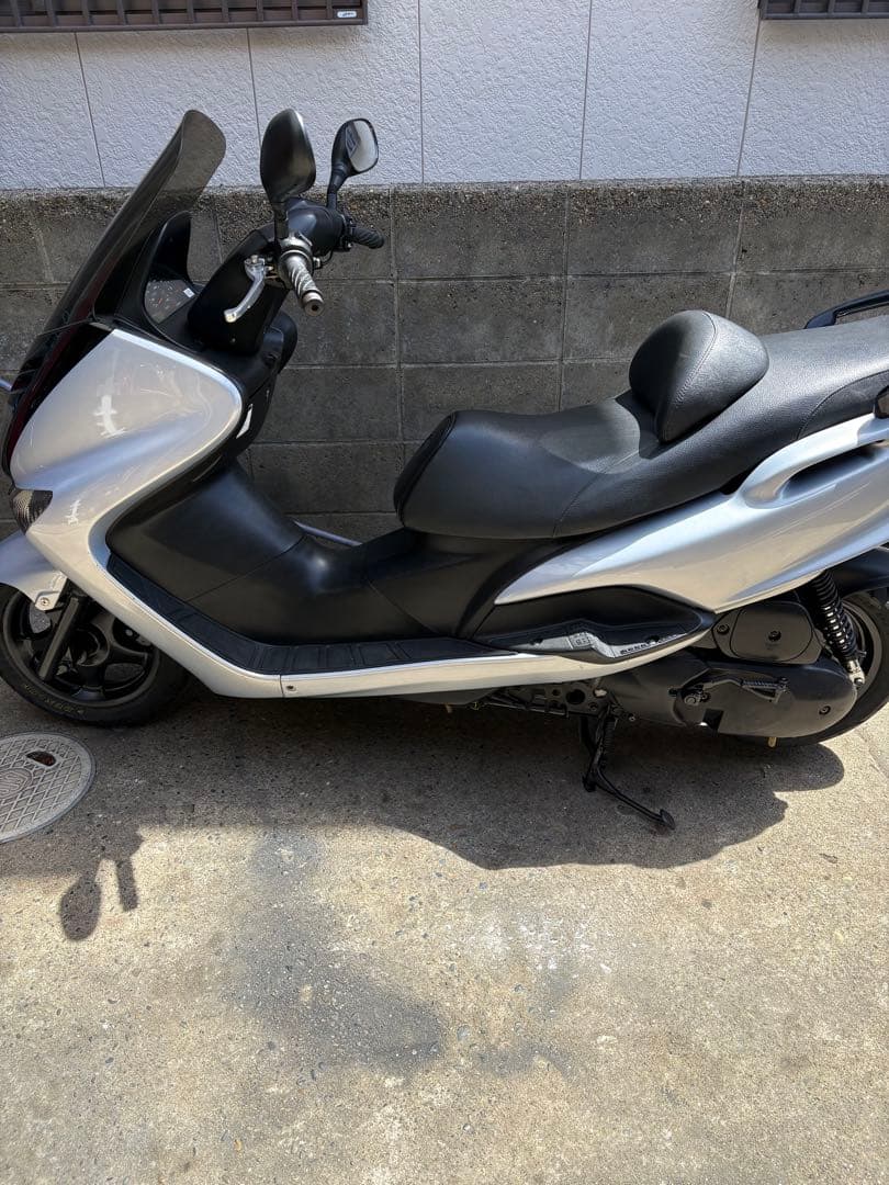 Yamaha Motorcycle Frames 125 5587Km