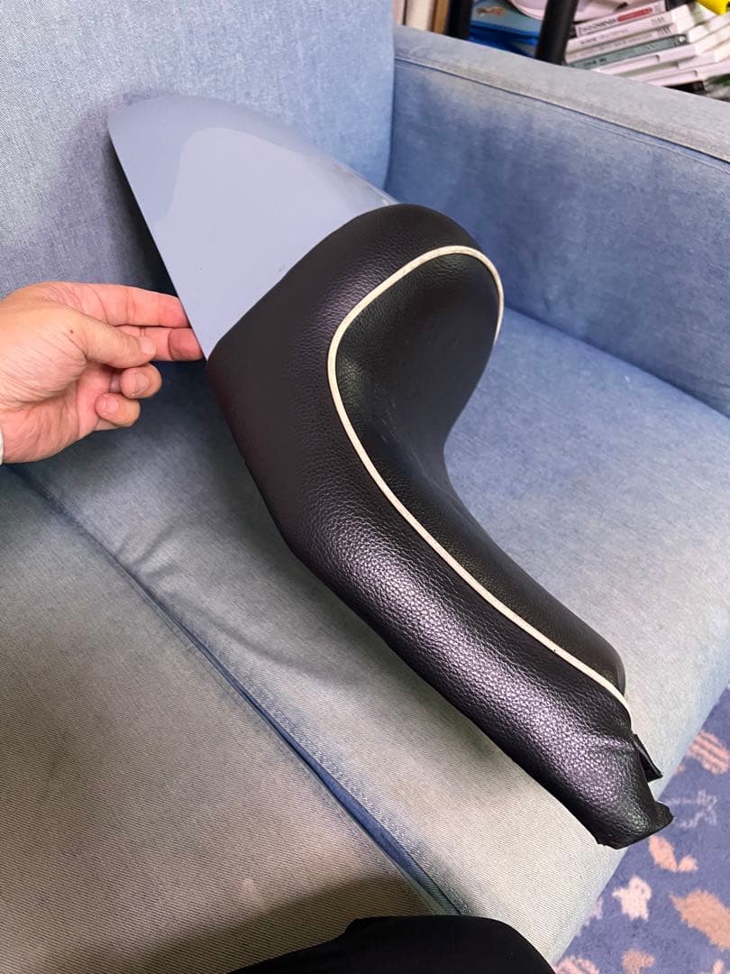 Seats W650