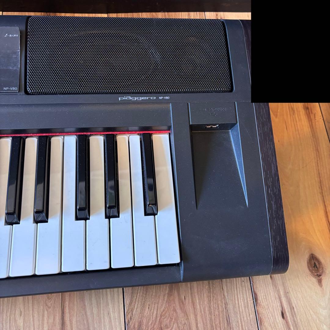 Yamaha Keyboards Digital Pianos Np-V80 Piaggero