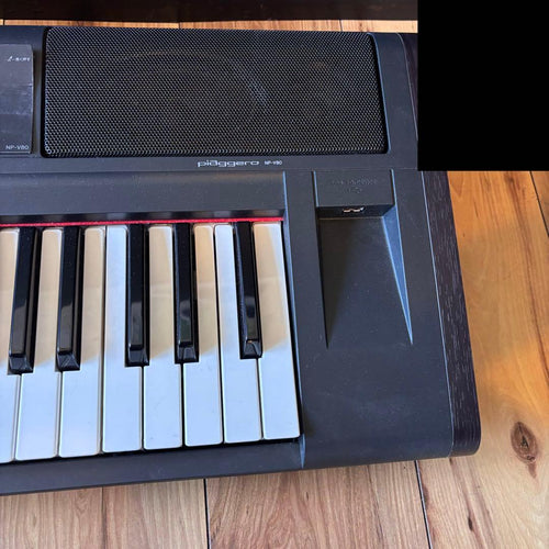 Yamaha Keyboards Digital Pianos Np-V80 Piaggero