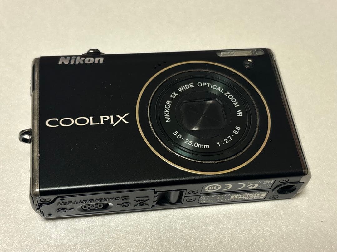 Nikon Compact Digital Camera Coolpix