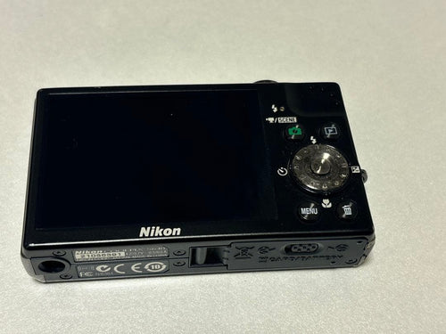 Nikon Compact Digital Camera Coolpix