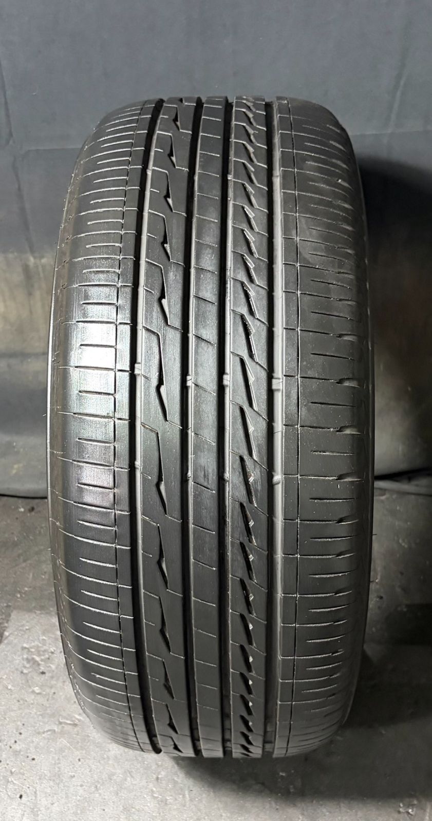 Bridgestone 19 Inches 2022 9.8 Alenza Lx100 255/50R19 1 H_2522