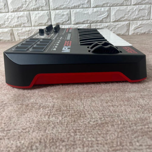 Akai Professional Midi Keyboard Pad Mpk225