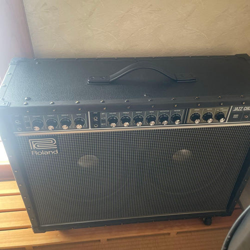 Roland Guitar Amplifier Jazz Chorus-120