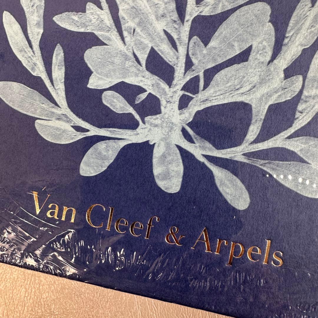 Art, Design Music Van Cleef Arpels Florae Vca