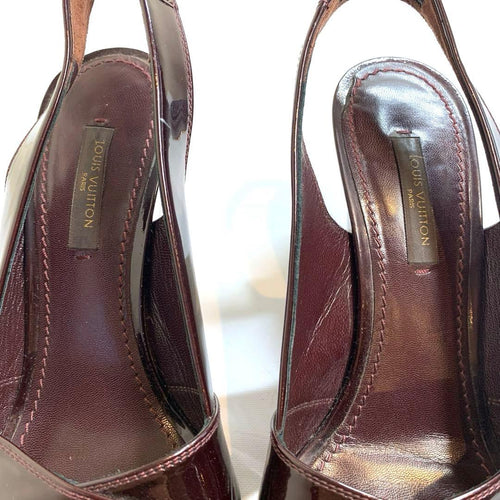 Louis Vuitton Sandals 36 23