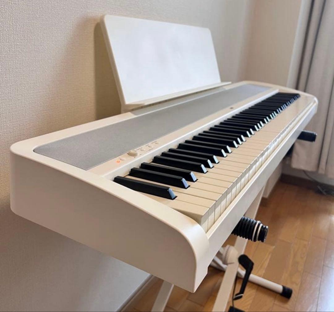 Korg Keyboards Digital Pianos B2 88