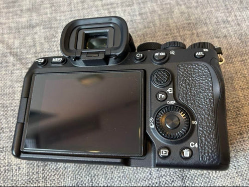 Sony Mirrorless Interchangeable Lips 7Iv