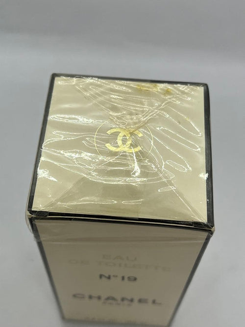 Chanel Perfume (Women) N 19 100Ml