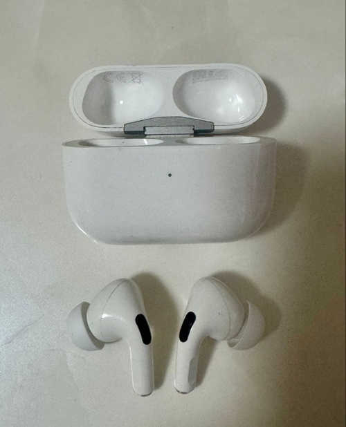Apple Airpods Body Pro