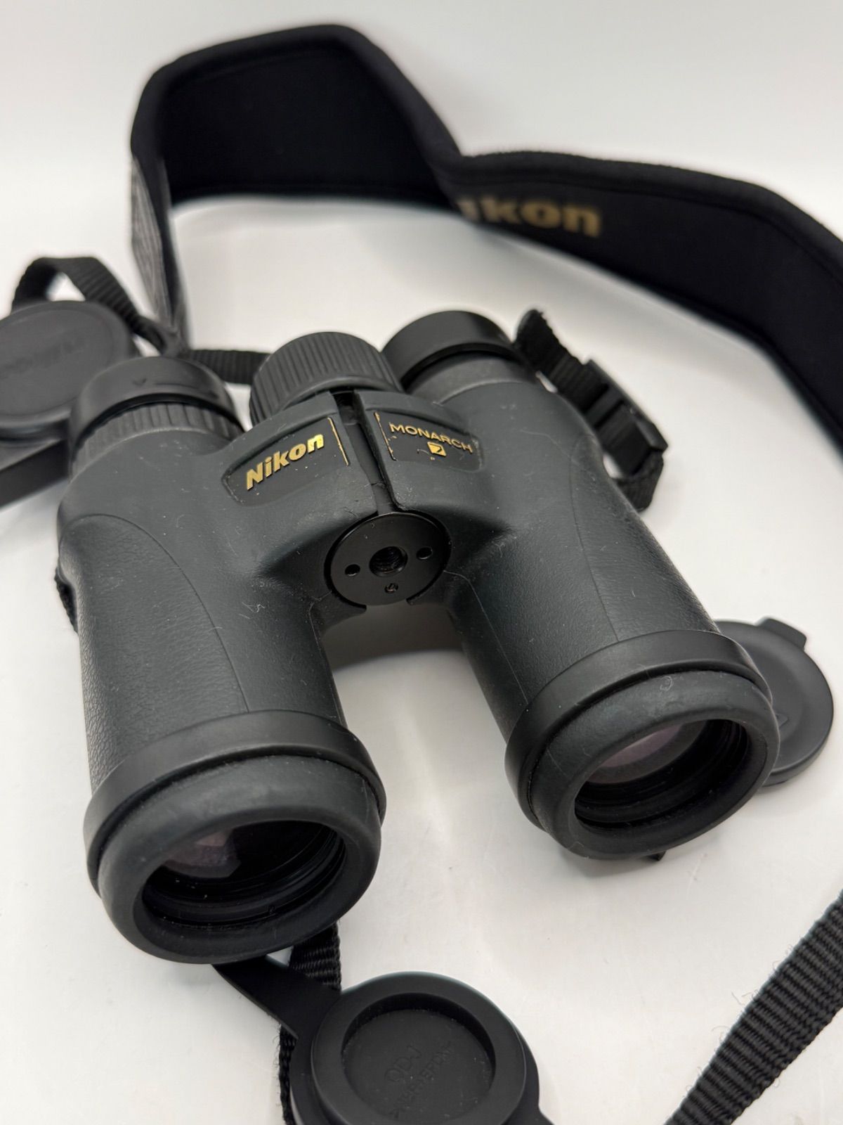 Binoculars Opera Glasses Nikon Monarch 7 8X30