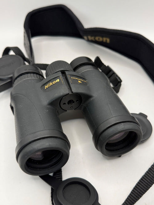 Binoculars Opera Glasses Nikon Monarch 7 8X30