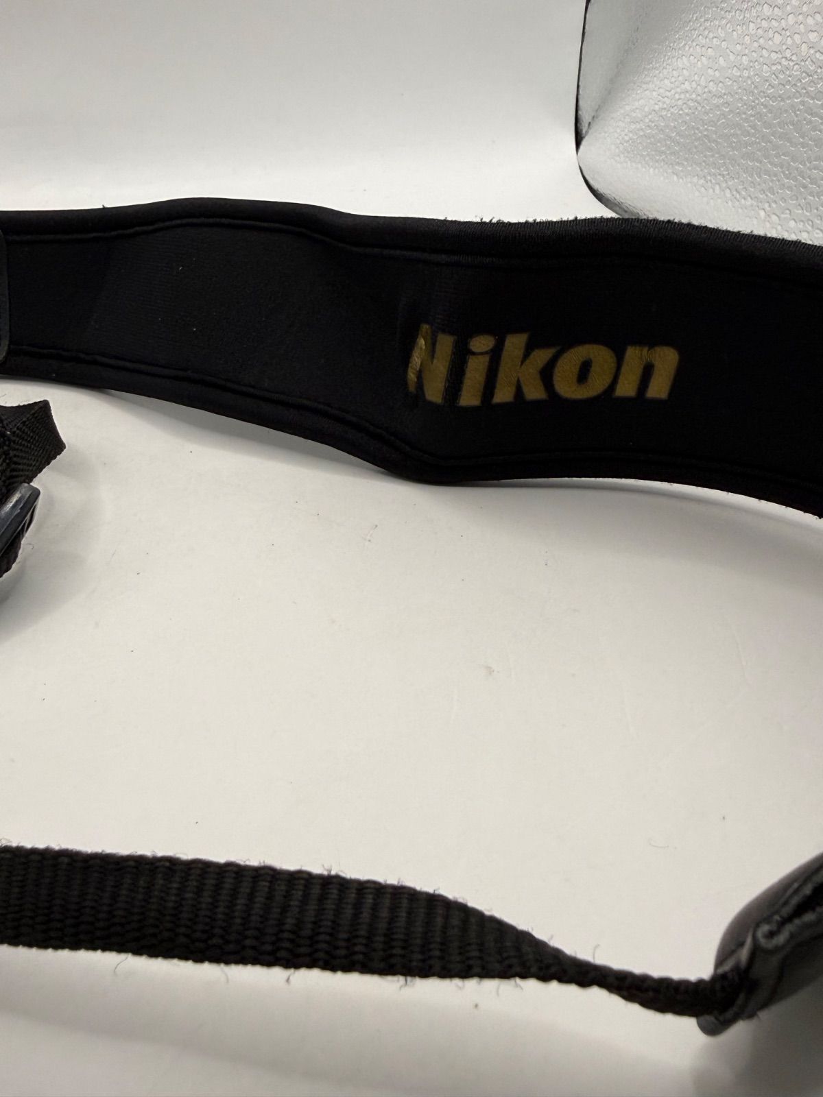 Binoculars Opera Glasses Nikon Monarch 7 8X30