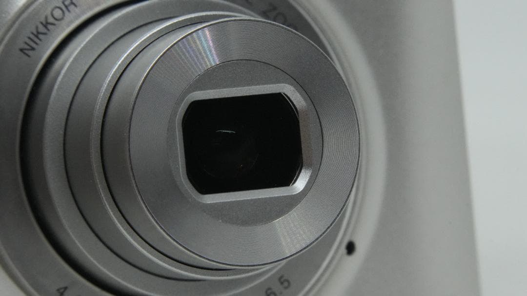 Compact Digital Cameras H2035 Nikon Coolpix L28