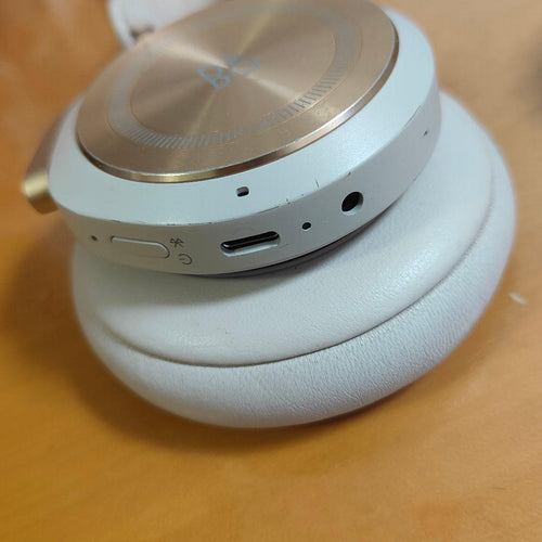 Bang Olufsen Wireless Headphones Beoplay Hx
