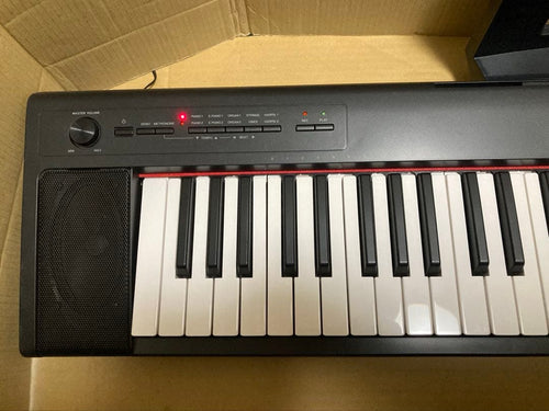 Yamaha Keyboards Digital Pianos Np-32B Pa-150B