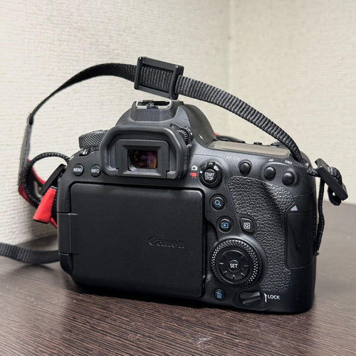 Canon Digital Slrs Eos 6D Mark Ii 24-105Mm
